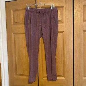 Lightweight jogging pants old navy M